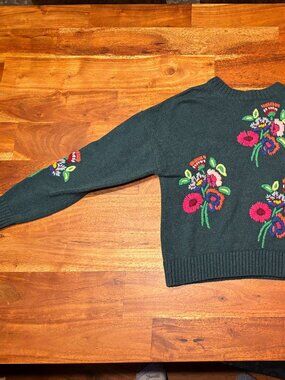 Boden Floral Embroidered Knit Sweater - XS